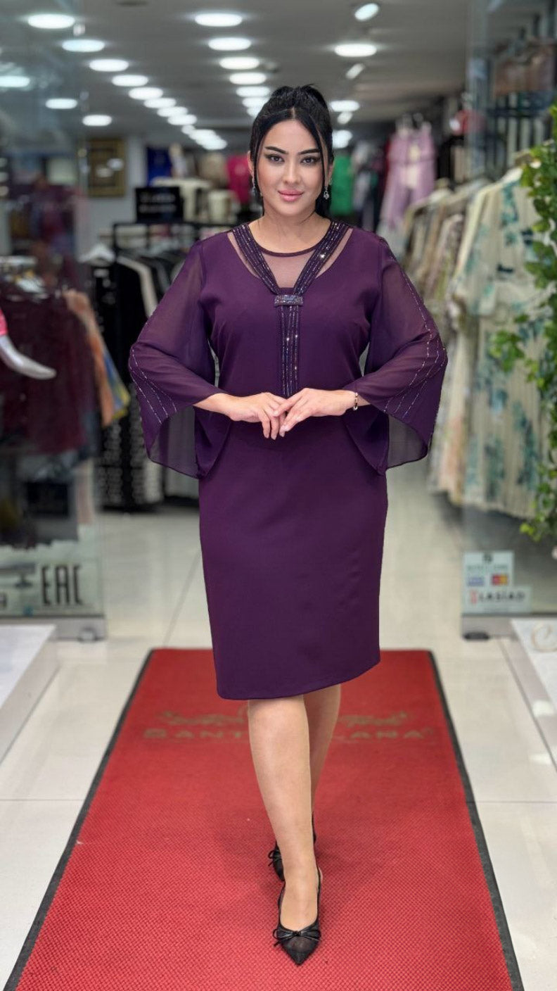 Knee-Length Dress – Modest & Elegant Everyday Wear